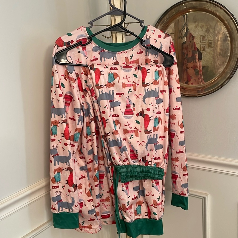 Pete & Lucy Christmas pajama set